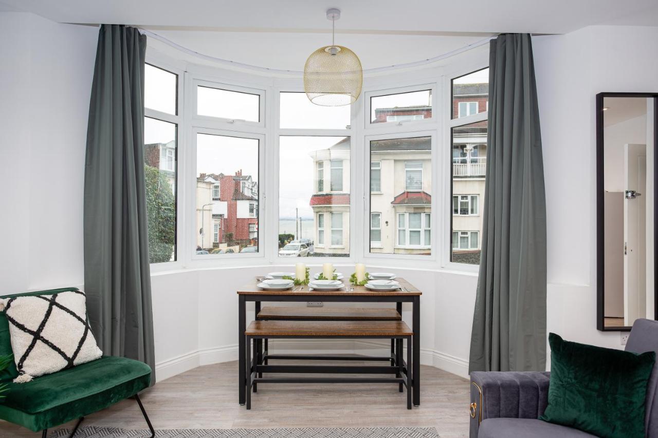 The Old Station Apartments By Sorted Stay Southend-on-Sea Exterior photo