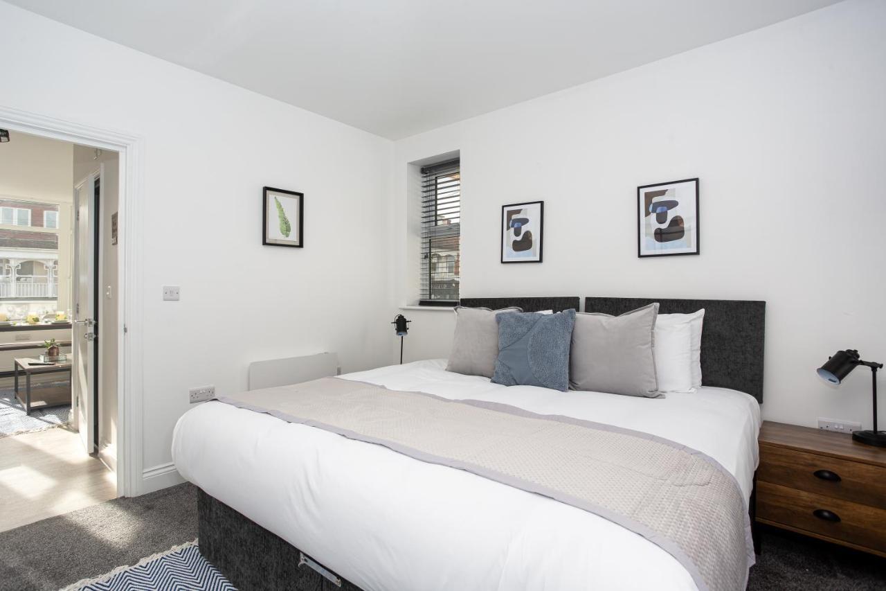 The Old Station Apartments By Sorted Stay Southend-on-Sea Exterior photo